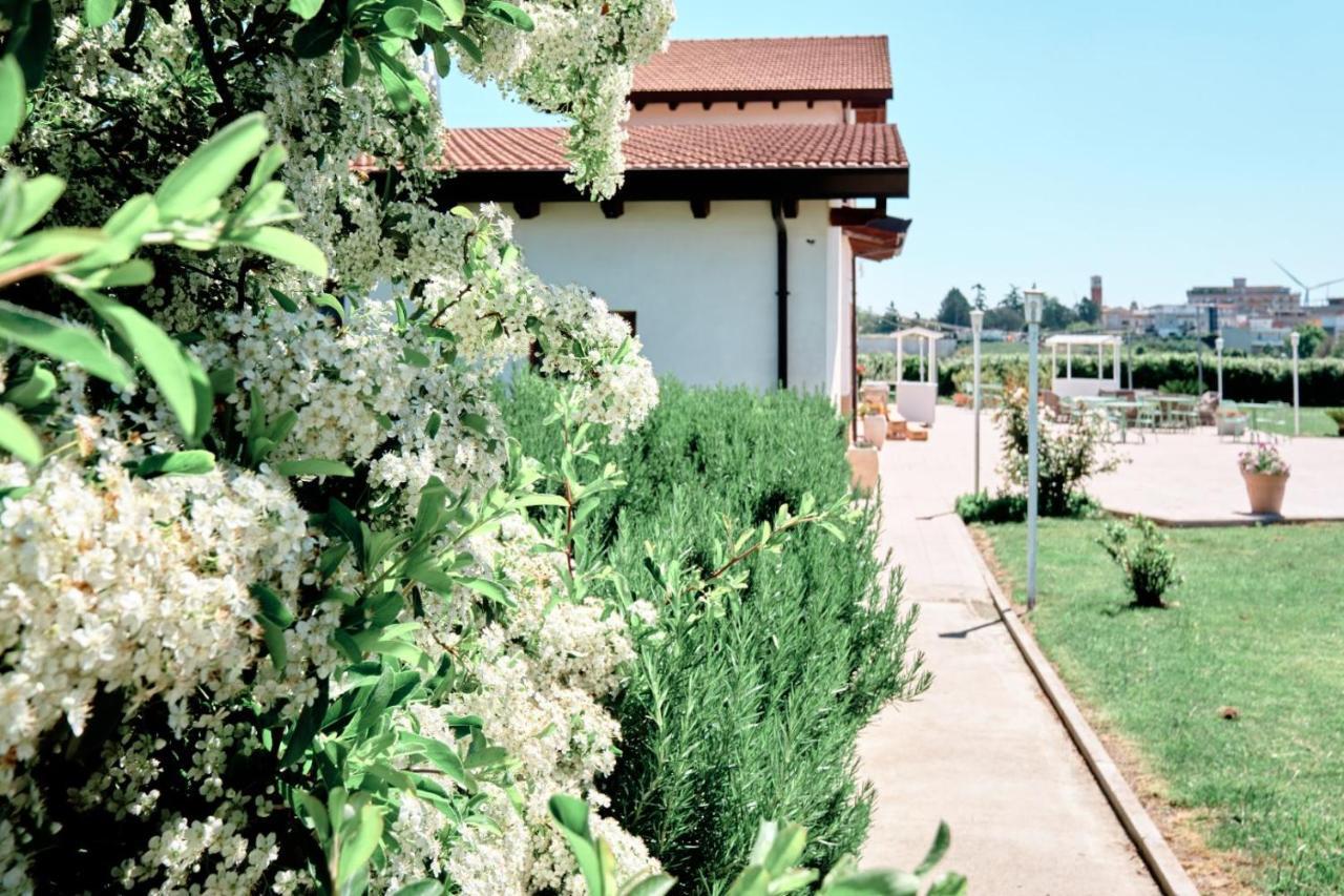 La Massaria Agriresort Orta Nova Exterior photo