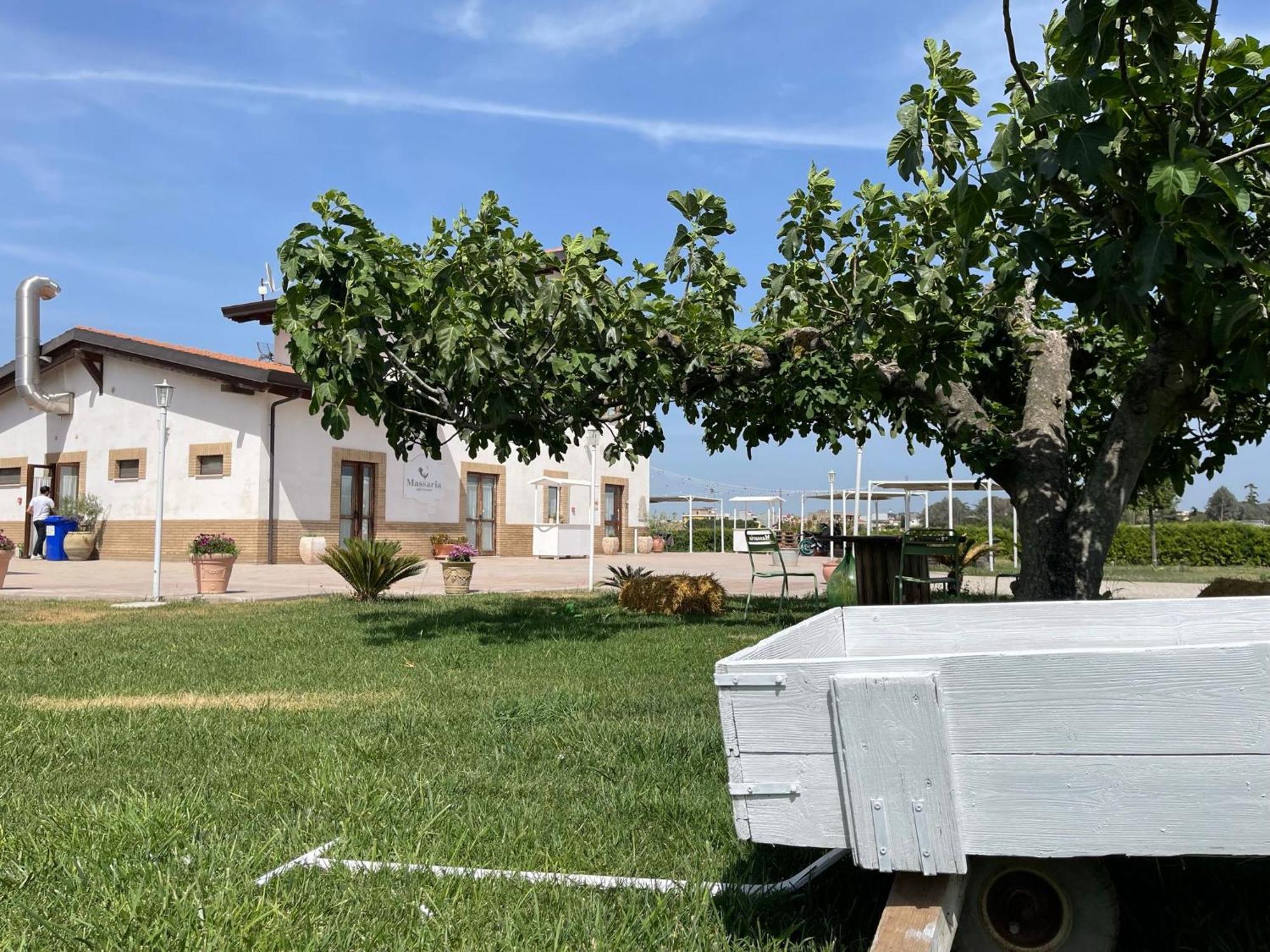 La Massaria Agriresort Orta Nova Exterior photo